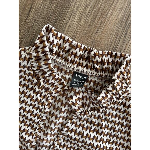 Allover Print Notched Neck Flounce Sleeve Blouse Size Small - Picture 5 of 11